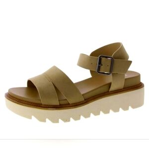 Mia sandals